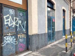 Negozio in affitto a catania via maddem, 4