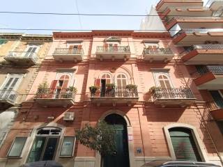 Appartamento in vendita a bari via principe amedeo
