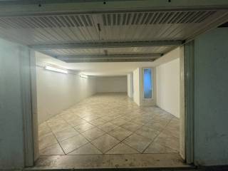 Garage in vendita a lonato del garda via marziale cerutti, 55
