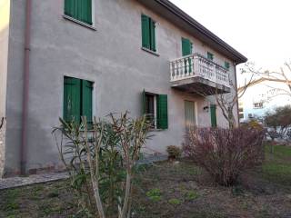 Villa bifamiliare in in vendita da privato a cavarzere via 21 maggio, 5