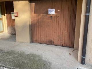 Garage in vendita a mantova via wolfgang amadeus mozart