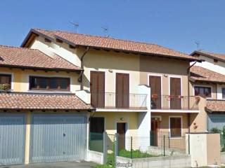 Villa a schiera all'asta a cureggio via san lorenzo, 5