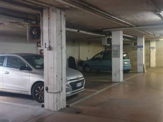 Posto auto in affitto a bologna via cesare boldrini