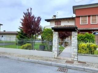 Villa a schiera all'asta ad azzano mella via dei pizzi, 69h
