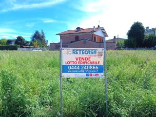 Terreno residenziale in vendita a nanto via 25 aprile