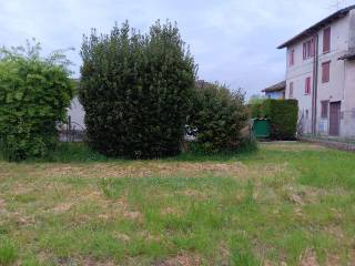 Terreno residenziale in vendita a boretto via de rossi