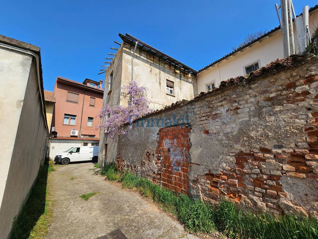immagine annuncio 11 di 12