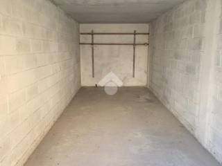 Garage in vendita a grassobbio vicolo chiesa, 1