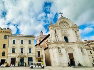 Appartamento in affitto a l'aquila piazza del duomo, 46