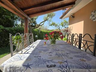 Villa bifamiliare in in vendita da privato a ladispoli via dei satelliti, 7