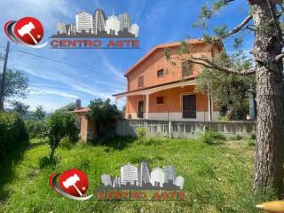 Villa all'asta a miglianico contrada montupoli foro, 68/68