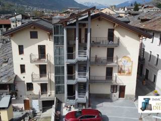 Appartamento in vendita a nus via risorgimento