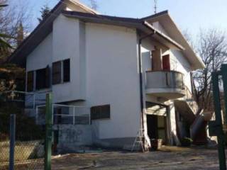Appartamento all'asta a civitella del tronto via montesanto