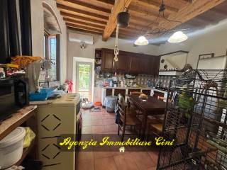 Casa indipendente in vendita a collesalvetti via parrana san martino, 95