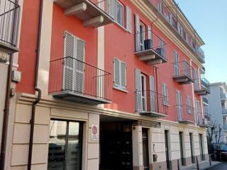 Appartamento in vendita ad alba via damiano chiesa, 8