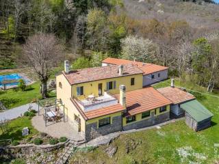 Rustico in vendita ad arcidosso località vado di capretto