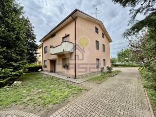 Casa indipendente in vendita a gazoldo degli ippoliti via boninsegna 4