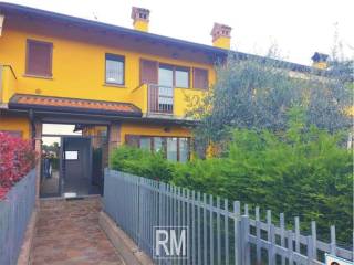 Appartamento in vendita ad almenno san bartolomeo via cassarà, 25