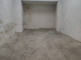 Garage in affitto ad acerra via arturo toscanini