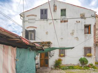 Casa indipendente in vendita ad arcugnano via sacco