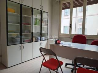 Ufficio in affitto a desio via cattaneo, 8