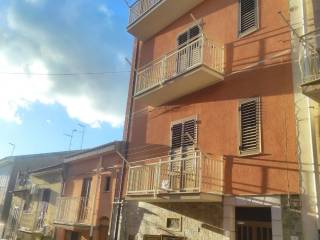 Casa indipendente in in vendita da privato a santa caterina villarmosa via fiandaca, 8