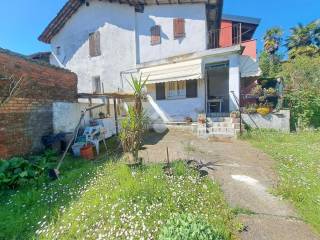 Casa indipendente in vendita a dorzano via fratelli volpe, 1