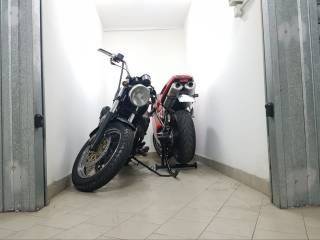 Garage in affitto a napoli piazza dell'immacolata