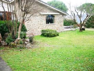 Villa in vendita a gambassi terme località badia a cerreto