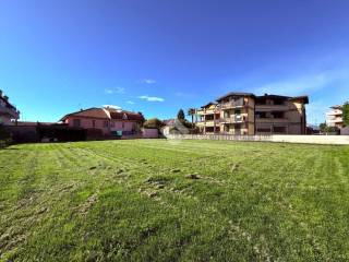 Terreno residenziale in vendita a busnago via alessandro manzoni, 52