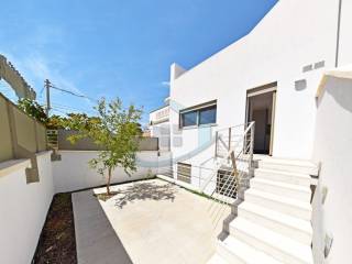 Villa a schiera in vendita a castrignano del capo via enea