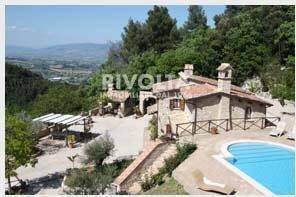 Villa in vendita a spoleto località rubbiano