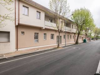 Appartamento in vendita a cascina viale della repubblica, 164