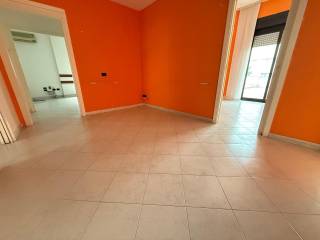 Intero stabile in vendita a caserta via carlo santagata, 23