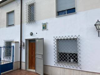 Casa indipendente in vendita a viggiano contrada san giovanni