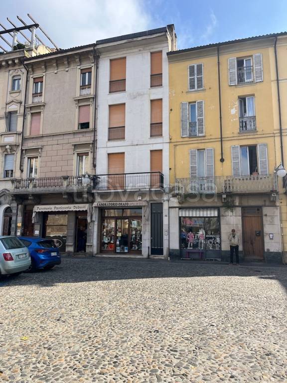 immagine annuncio 1 di 14