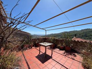 Casa indipendente in vendita a imperia via prevosto, 5