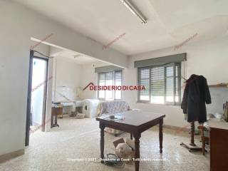 Intero stabile in vendita ad alcamo corso 6 aprile, 325