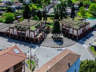 Intero stabile in vendita a castelletto sopra ticino via xxv aprile