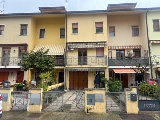 Villa a schiera in vendita a comacchio via tre motte, 19