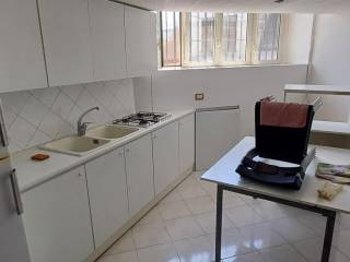 Appartamento in affitto a napoli corso malta
