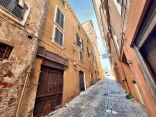 Appartamento in vendita ad ancona via bonda