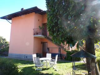 Villa bifamiliare in vendita a besozzo via roma