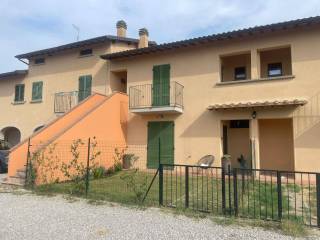 Appartamento in vendita a foiano della chiana via arezzo