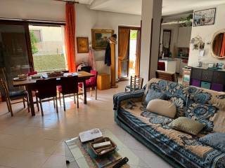 Villa a schiera in vendita a montignoso 