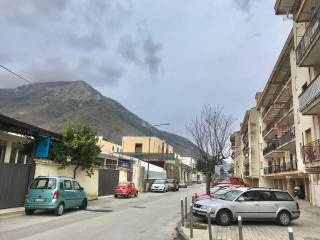 Negozio in affitto a cava de' tirreni via santa maria del rovo