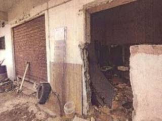 Garage in vendita ad anzio via nettunense, 32