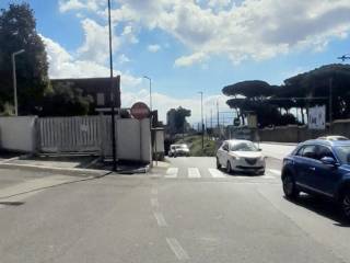 Garage in vendita a napoli via sergio pansini