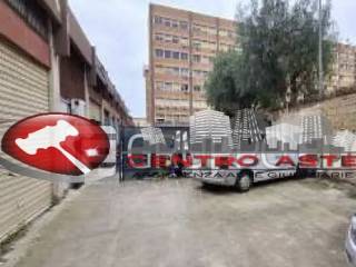 Posto auto in vendita a bari via gaetano devitofrancesco, 2, 70124 bari ba, italia