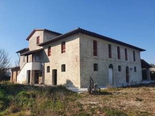 Rustico in vendita a bastia umbra via santa elisabetta, 85